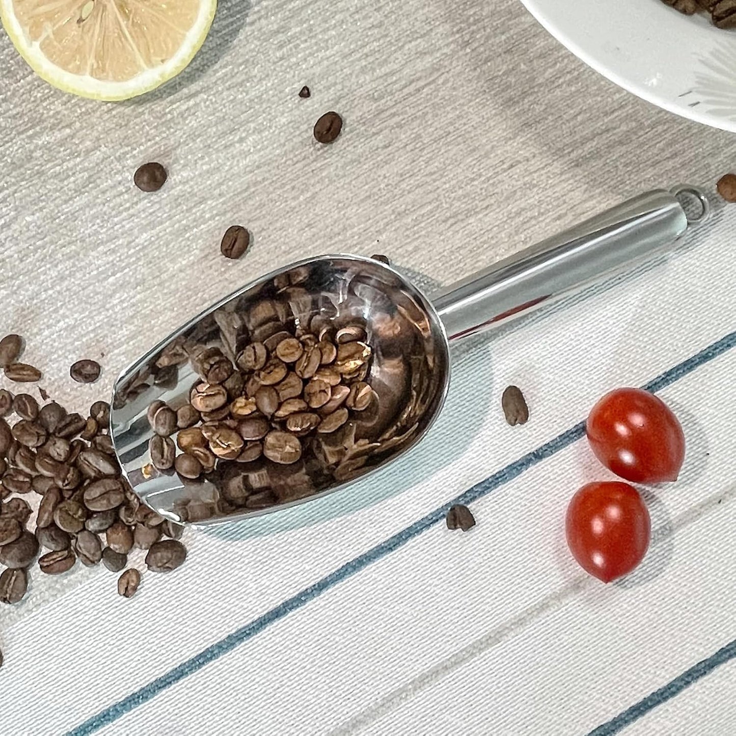 Metal Ice Scoop 6 Oz, Small Stainless Steel Ice scooper for Ice Maker Ice Bucket Kitchen Freezer Bar Party Wedding, Multipurpose for Coffee Bean,Flour Scoop,Dog Food Scoop (6 OZ-Silver)