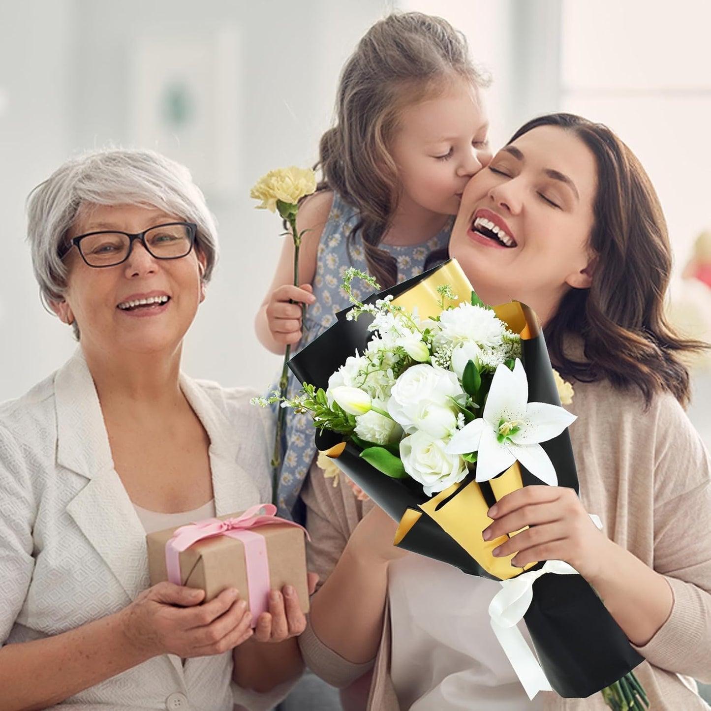 BEISHIDA 20Pcs Black and Gold Double Sided Floral Wrapping Paper Matte Waterproof Flower Bouquet Wrapping Paper for Floral Wrap Florist Packing Supplies Birthday Valentine's Christmas Gift Wrapping