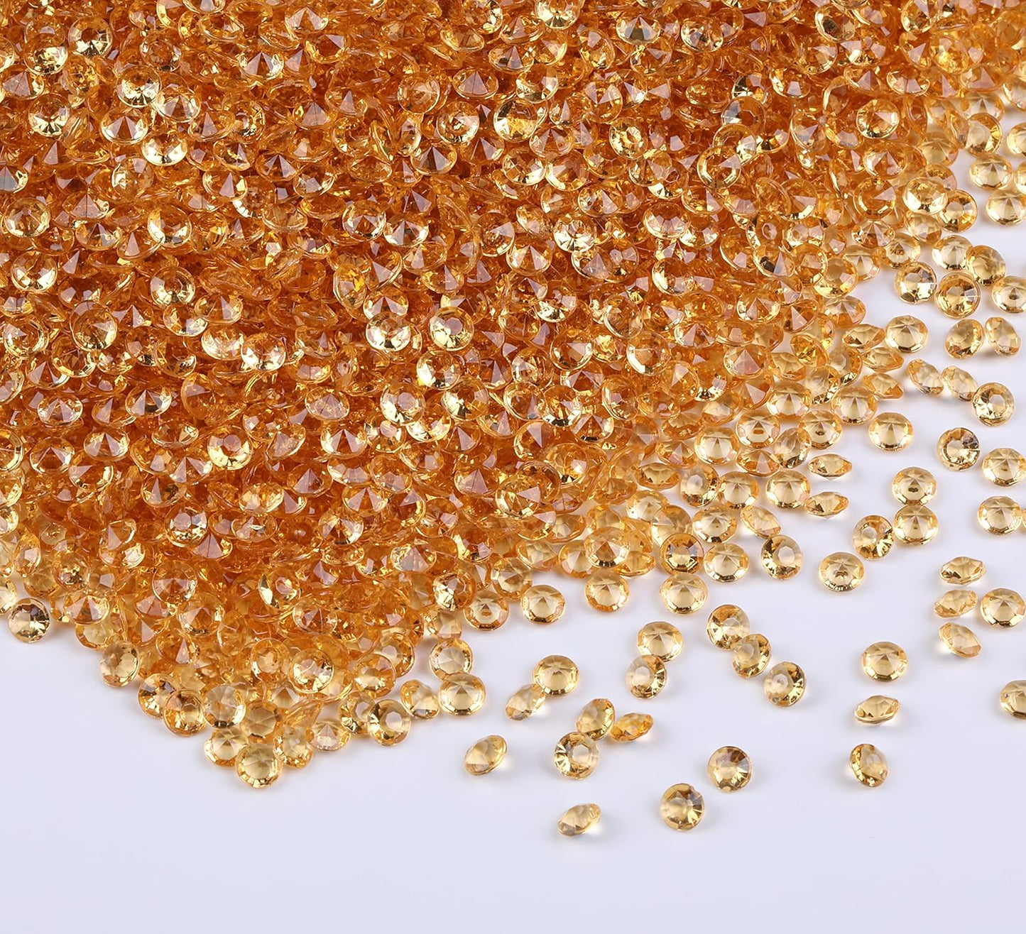 Gintoaira 10000 pcs/Pack Wedding Table Scatter Confetti Crystals Acrylic Diamonds Vase Fillers 4.5 mm Rhinestones for Wedding, Bridal Shower, Vase Beads Decorations (Champagne)