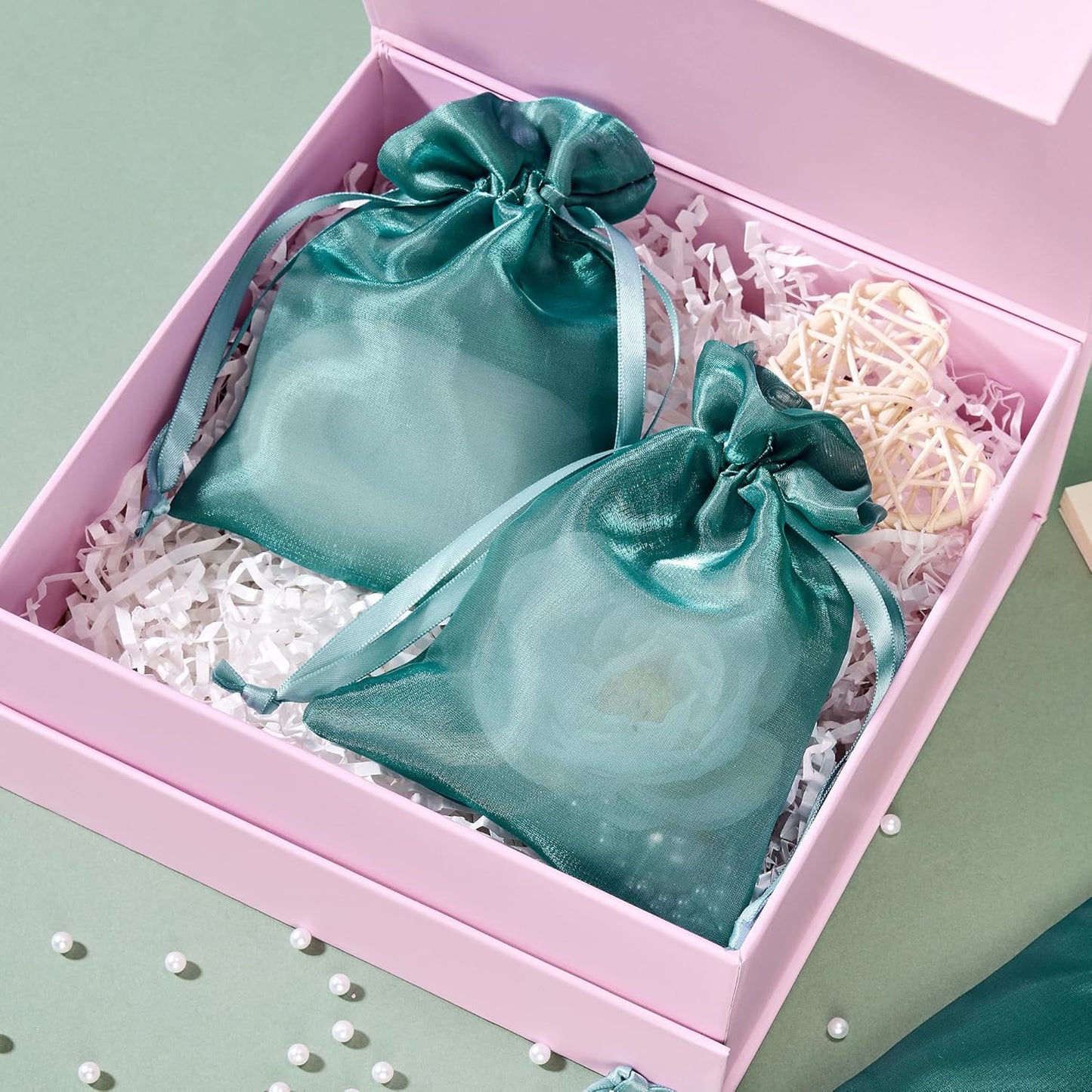 QIANF 20 Pcs Dark Green Small Organza Bags 4X6 inch for Wedding Favors with Drawstring, Mini Mesh Gift Bags Jewelry Pouch for Candy Bridal Shower Party Favor Baby Shower Christmas