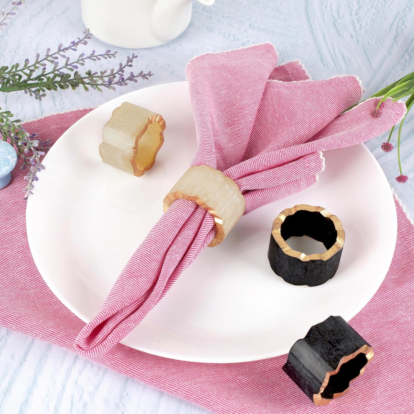 12 Pieces Epoxy Resin Napkin Rings - Farmhouse Napkin Rings Holder for Wedding, Banquet, Adornment for Table Settings, Boho Style for Dining Table, Wedding (Black & Cream)- ALPHA Living HOME